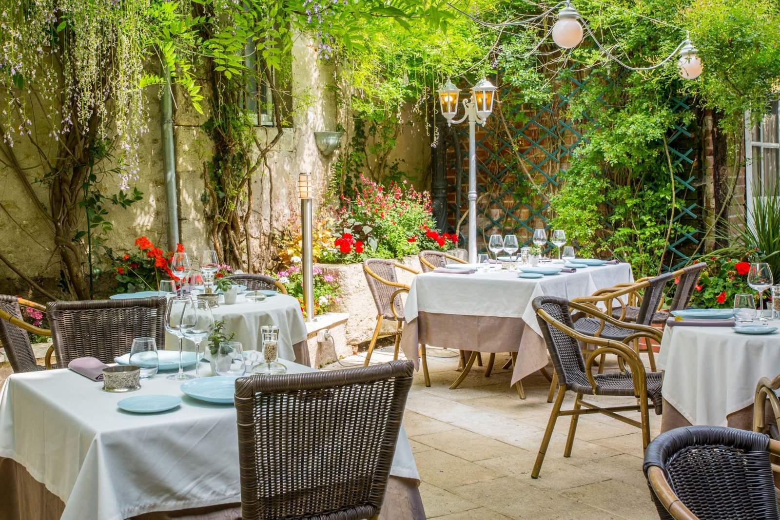 Logis Hotels Restaurant La Mere Hamard Semblançay Exteriér fotografie