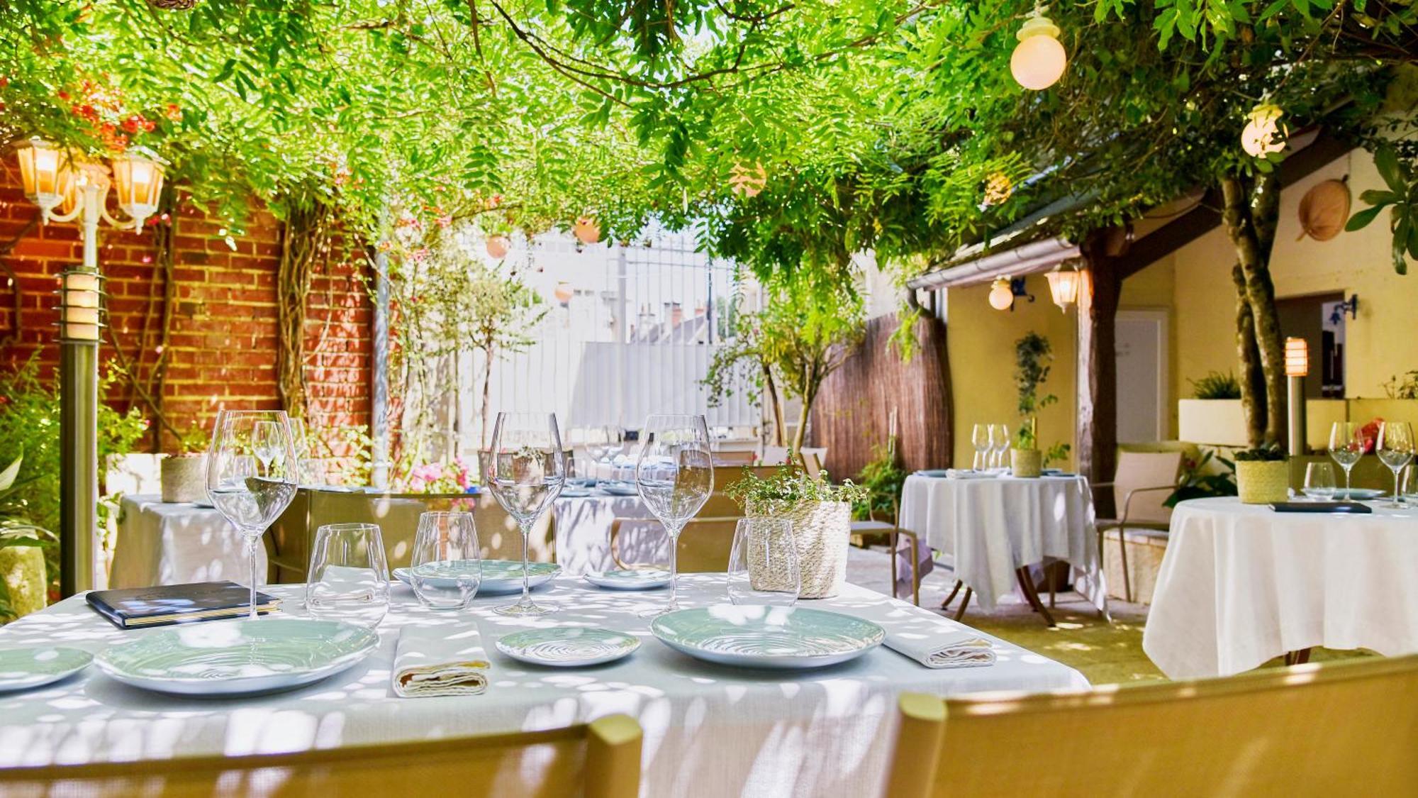 Logis Hotels Restaurant La Mere Hamard Semblançay Exteriér fotografie
